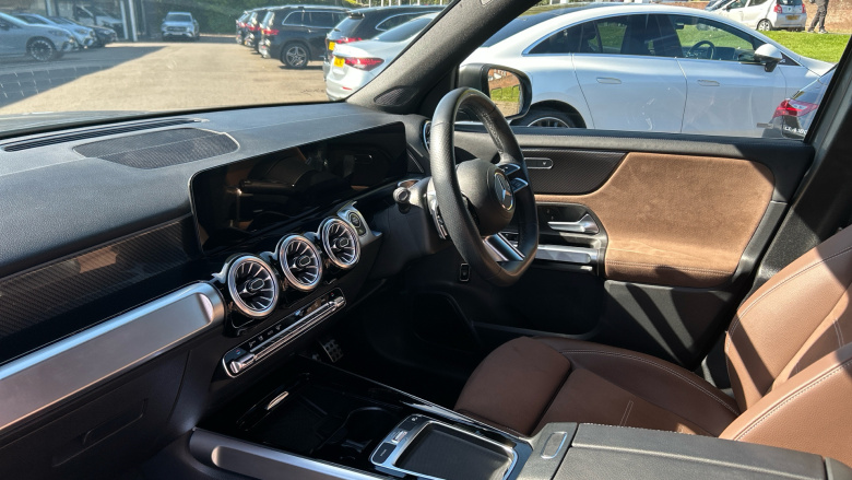 Mercedes-Benz GLB 220d 4Matic AMG Line Premium 5dr 8G-Tronic Diesel Estate